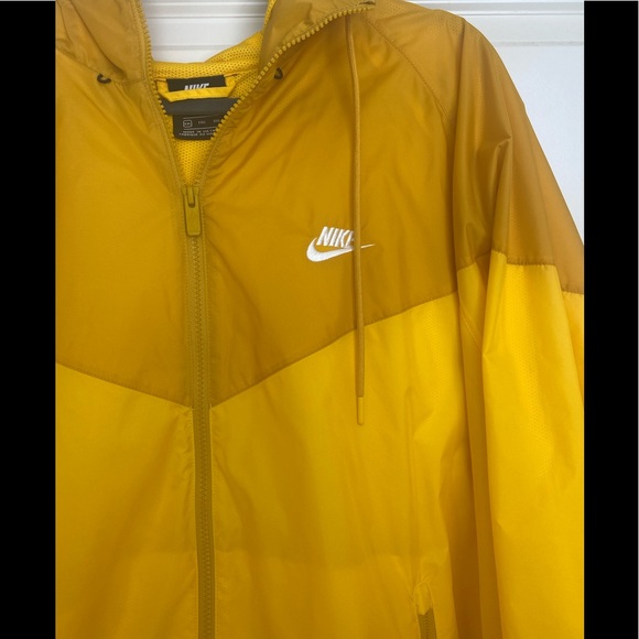 Yellow Nike men’s Jacket. Size XXL - Picture 2 of 4